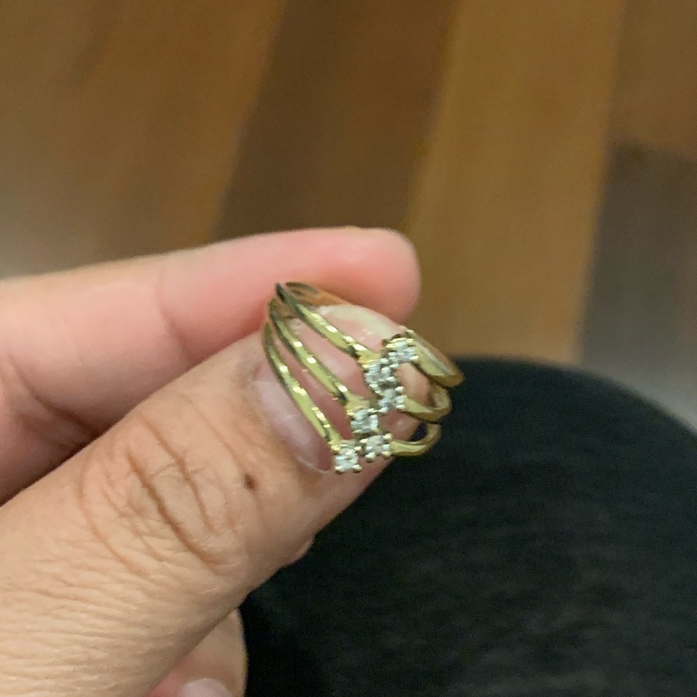14 karat gold ring